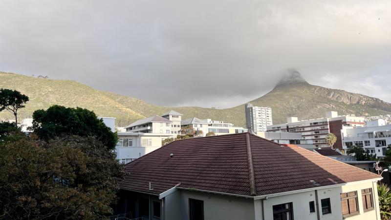 1 Bedroom Property for Sale in Sea Point Western Cape